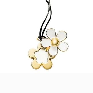 MARC JACOBS Daisy Pendant Necklace White Gold Solid Perfume